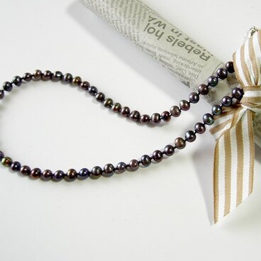 淡水パールのネックレス　メタリックパープル