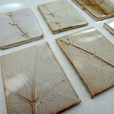 Leaf tile