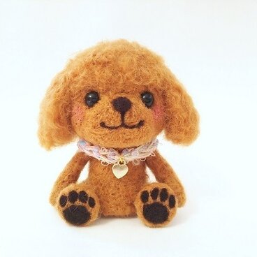 羊毛フェルトのプードル