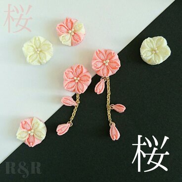 桜舞う つまみ細工のピアス