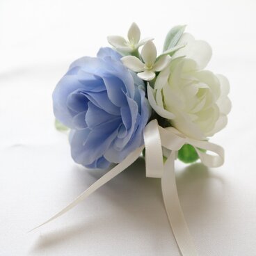 ふんわり色が可愛い♪コサージュ<ブルー>