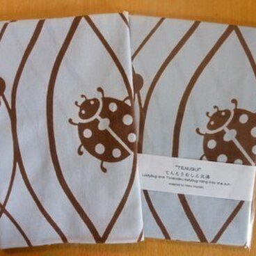 天吉てぬぐい　てんとうむしと立涌（海老茶）