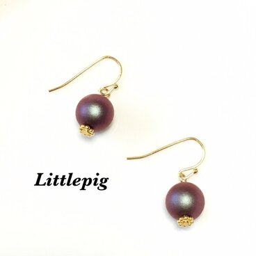 スワロフスキーパールのワンポイントピアス