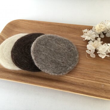 羊毛フェルトコースター