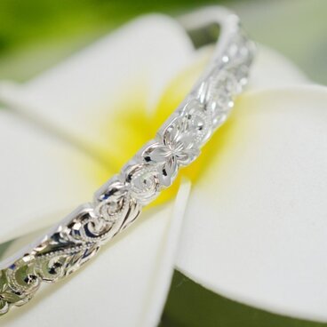 ハワイアンジュエリーバングル　神聖なるハイビスカス　幅６ｍｍ