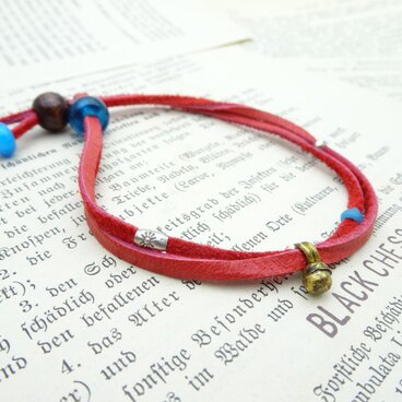 Ｎ様オーダー品　鹿革のブレスレット