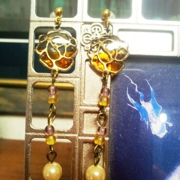 ≪送料無料≫バラのピアス（オレンジ）