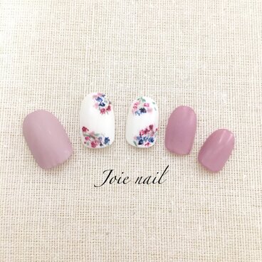 手描きドライフラワーネイル♪