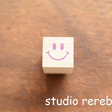 スマイルマーク（輪郭なし）スタンプ・はんこ（ミニサイズ）