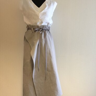 ラップスカートを重ねたレースヘムワイドパンツ