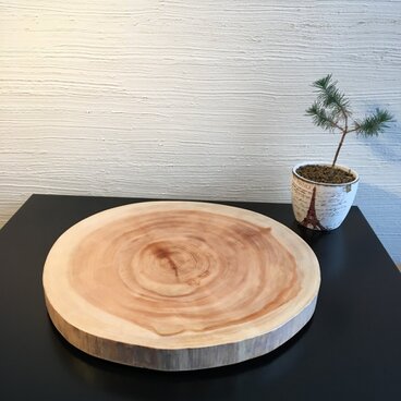 チーズボード　SUSHIボード　ヒノキ輪切り　つや消しクリアーフィニッシュ（食品衛生適合）