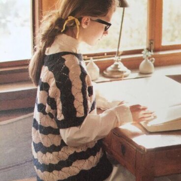 【編み図】透かし編みのボーダープルオーバー