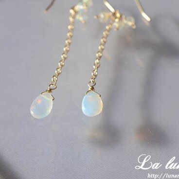 プレシャスのピアス