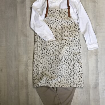 レディース　レザー首かけエプロン  フクロウプリント