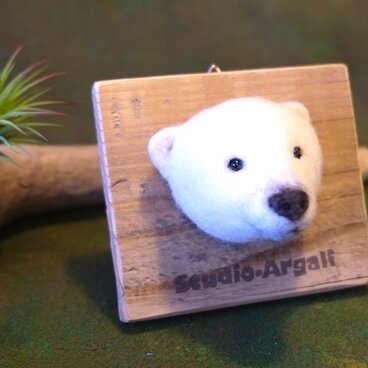 Animal Brooch（シロクマ4）