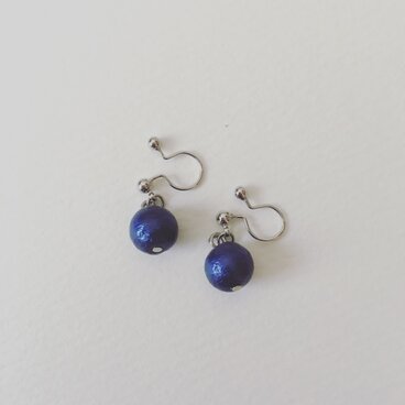 ブルーコットンパールのイヤリング（ノンホールピアス）