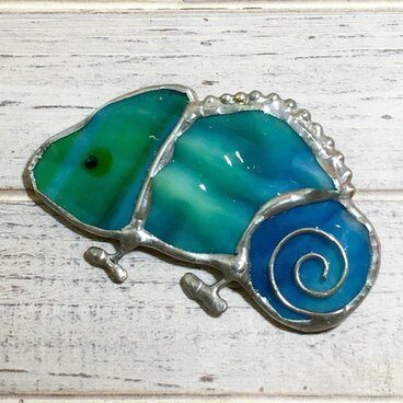 カメレオンのブローチ ☆送料無料☆