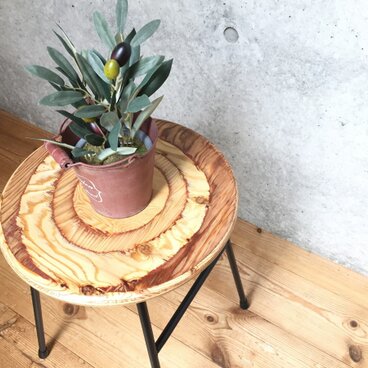 アイアン+針葉樹の寄木のスツール