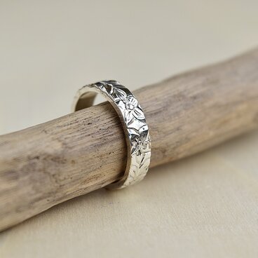 ハワイアンジュエリー　リング　4㎜幅　シルバー950　/008