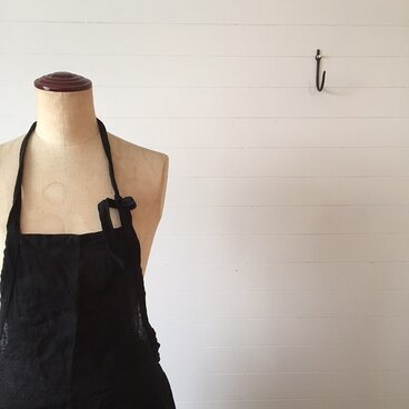 イルエプロン・ブラック