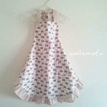 フリルのエプロン＊ちょうちょ