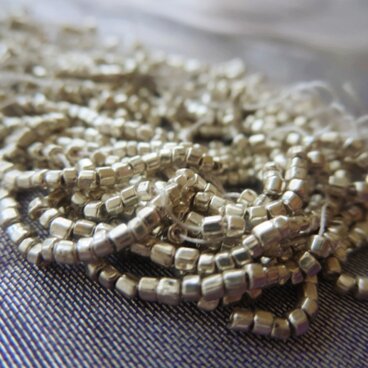 *♥*Czech Vintage Faceted Seed Beads Metallic Silver*♥*