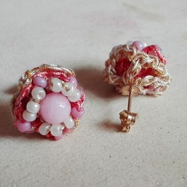 アンティークビーズ　ピアス