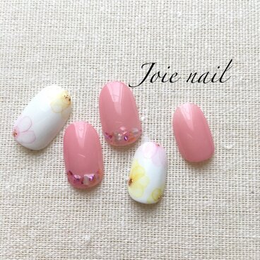 お花とシェルのネイルチップ♪