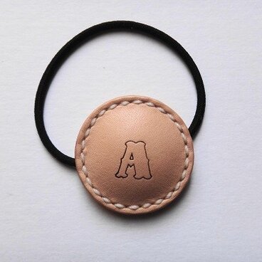 イニシャルＡヘアゴム