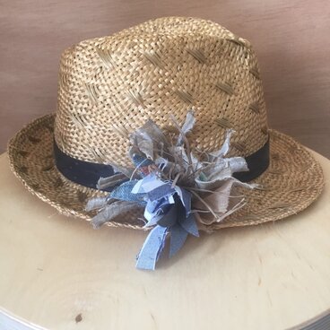 手織りコサージュ