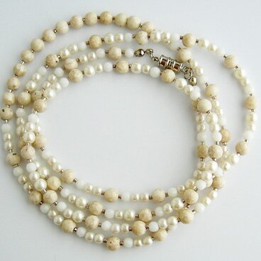 リバーストーン・淡水パールのロングネックレス