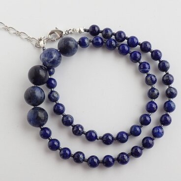 天然石ソーダライトとラピスラズリのネックレス