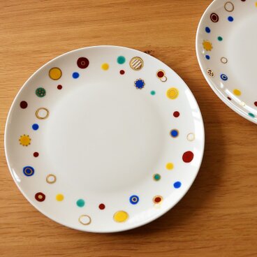 カラフルな水玉のお皿　二枚組