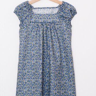 リバティ プリムラ コットンビエラのワンピース