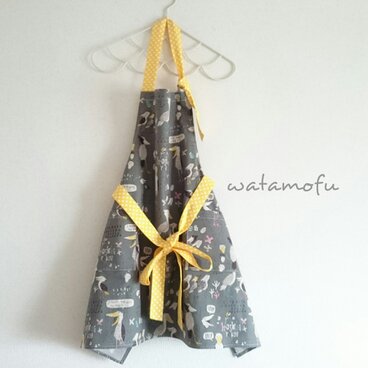 前リボンのエプロン＊ハシビロコウ