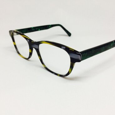 イエロー＆エメラルドのアバンギャルドメガネ（メガネフレーム）