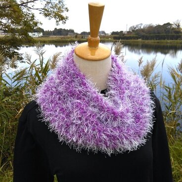 【SALE】紫のぽこぽこのスヌード