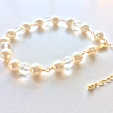 【受注製作】パールビーズとワイヤー仕立ての大人ブレスレット