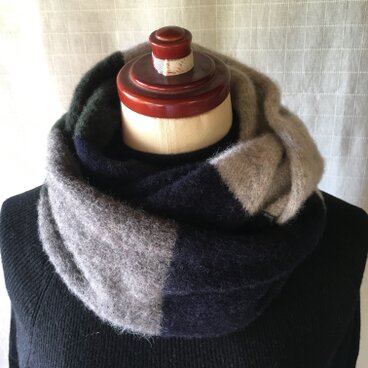 ベビーアルパカのスヌード