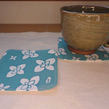 手ぬぐい生地のコースター　（2枚セット）