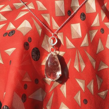 線入りクオーツのシルバーペンダント