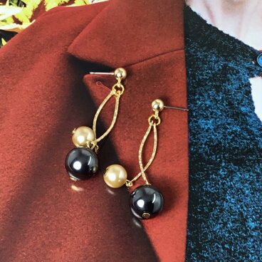 〔天然石〕ヘマタイト ピアス （チタン）