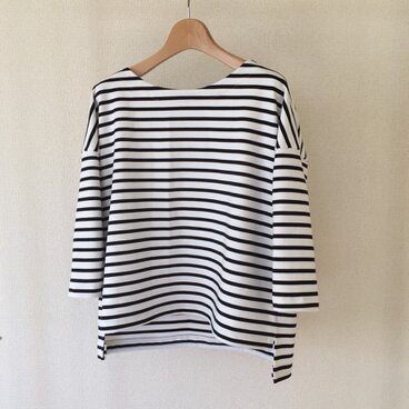 ボトルネック ボーダーTシャツ(白×黒)