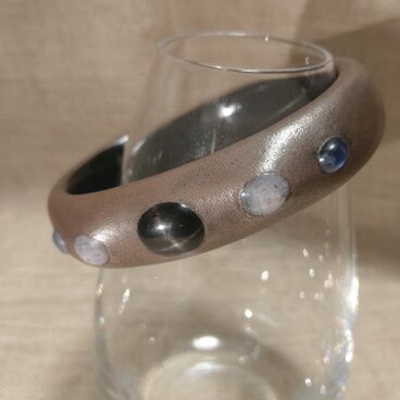 うるしブレスレット 石象篏鐙銀地