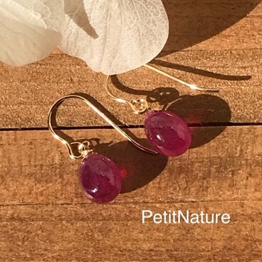 再々販 激かわ♡小粒ルビーのピアス