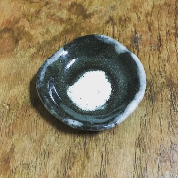 豆皿『霜』（信楽）