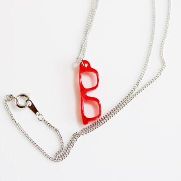 メガネネックレス（ウェリントン、赤）