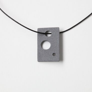 ペンダント　四角