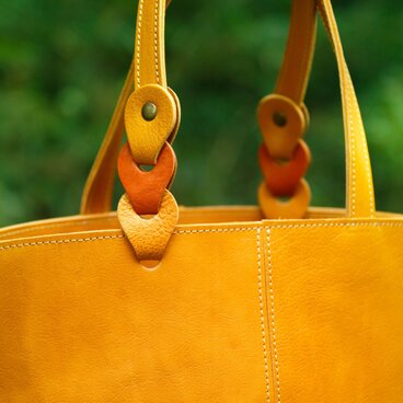 5色から選べるヌメ革ミニトート　25のカラーバリエーション（レザー 牛ヌメ革）