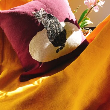 手刺繍　MPKクッションカバー（MEOCUSH108）